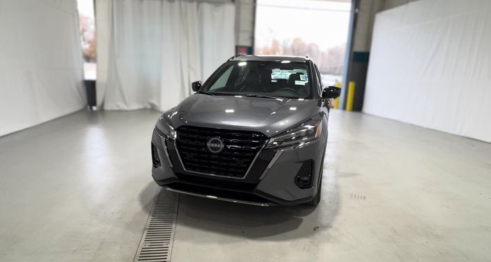 Thumbnail: 2024 Nissan Kicks - 1