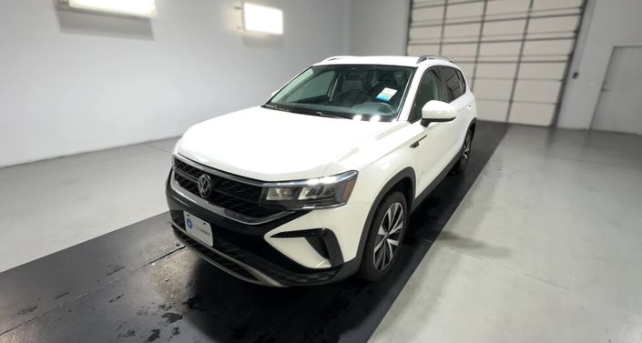 Thumbnail: 2023 Volkswagen Taos - 1