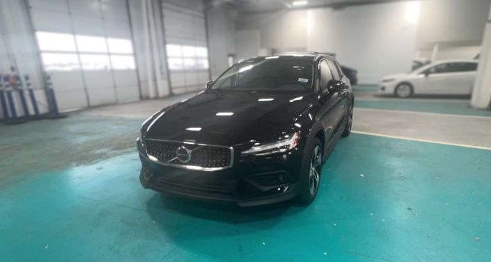 2025 Volvo V60 B5 Plus -
                  Manville, NJ