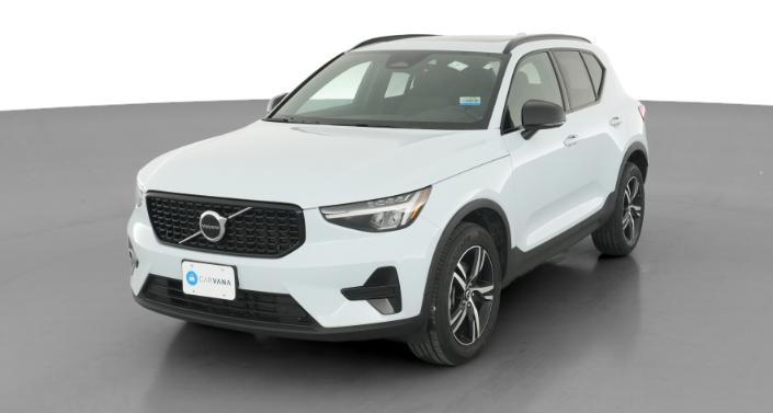 2024 Volvo XC40 B5 Core -
                  Bessemer, AL