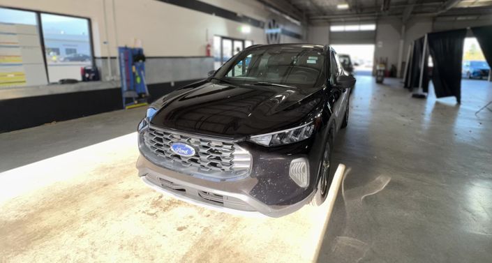 Thumbnail: 2025 Ford Escape - 1