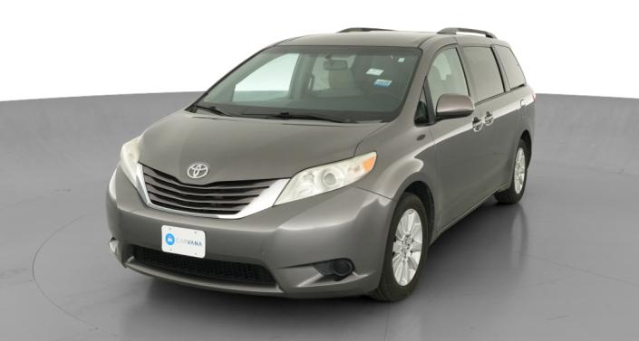 Thumbnail: 2015 Toyota Sienna - 1