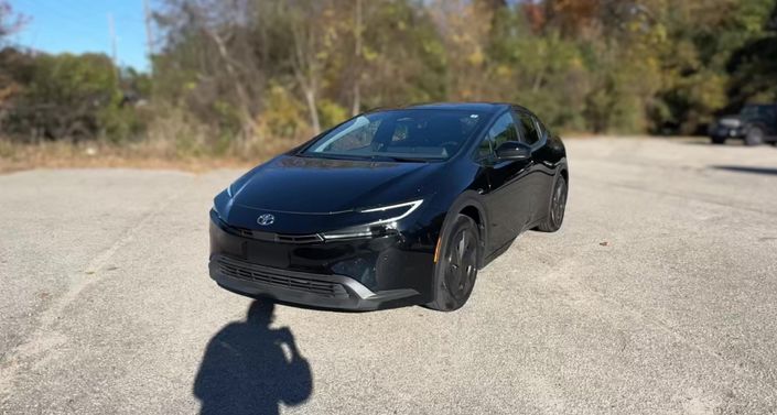 Thumbnail: 2025 Toyota Prius - 1