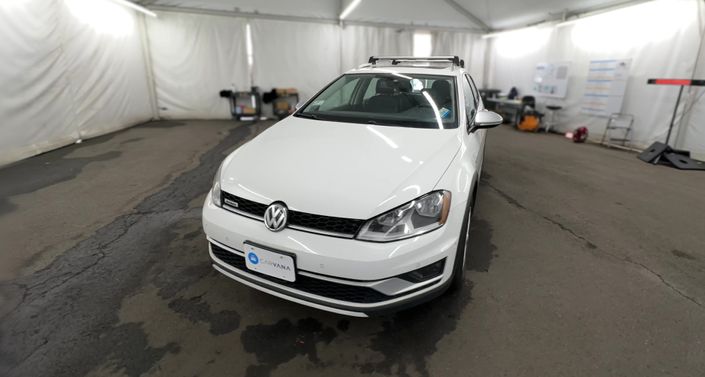 Thumbnail: 2017 Volkswagen Golf - 1