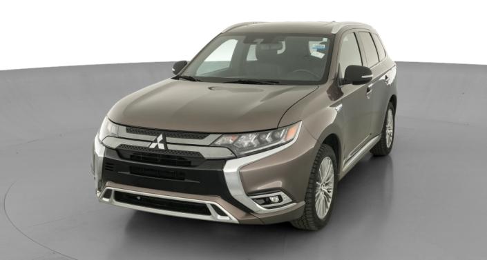 Thumbnail: 2020 Mitsubishi Outlander - 1