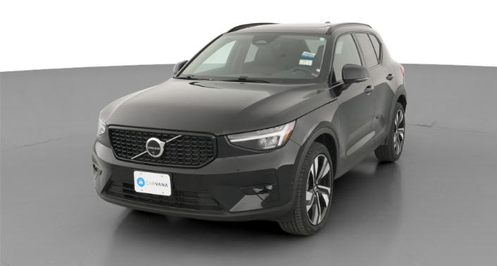 Thumbnail: 2025 Volvo XC40 - 1