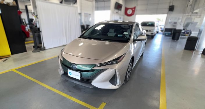 Thumbnail: 2017 Toyota Prius Prime - 1