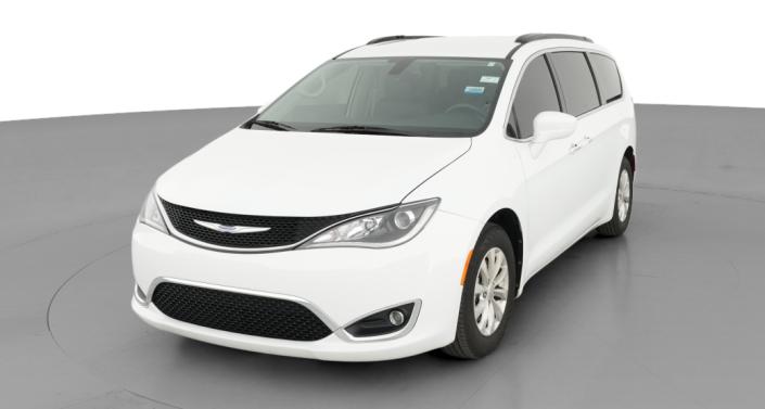 Thumbnail: 2019 Chrysler Pacifica - 1
