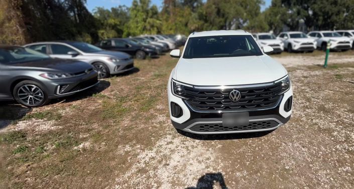 Thumbnail: 2025 Volkswagen Atlas - 1