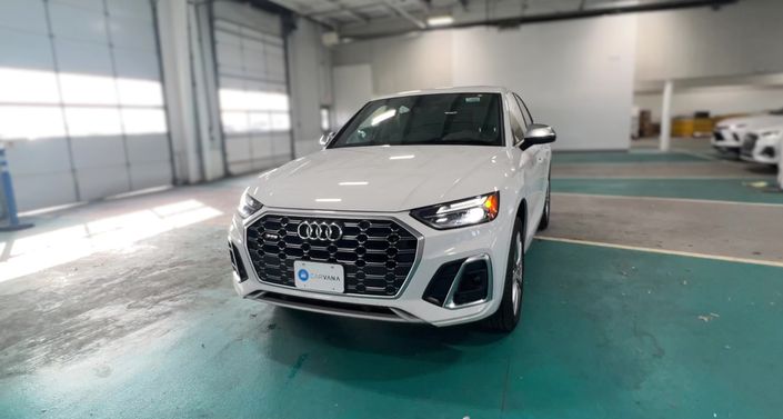 Thumbnail: 2022 Audi SQ5 - 1