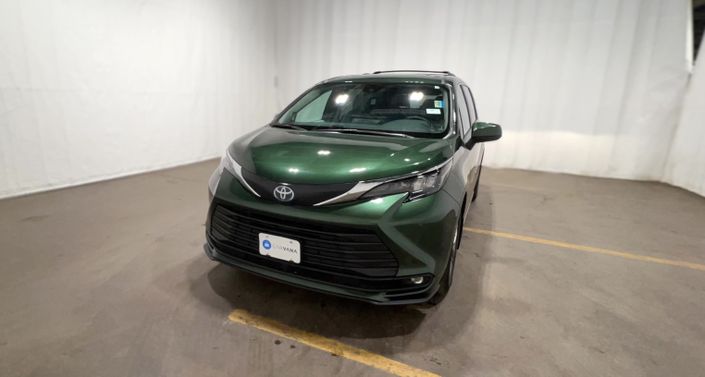 Thumbnail: 2025 Toyota Sienna - 1