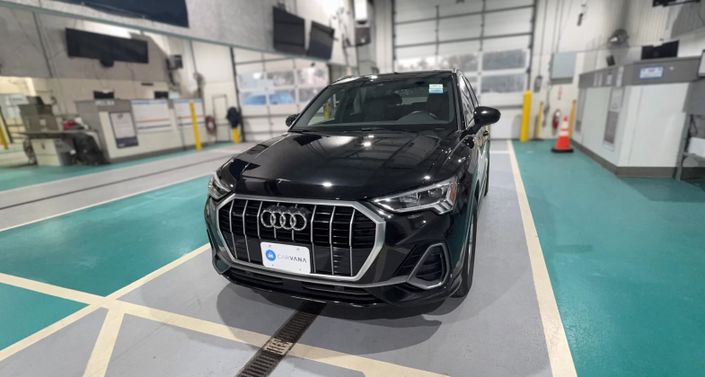 Thumbnail: 2021 Audi Q3 - 1