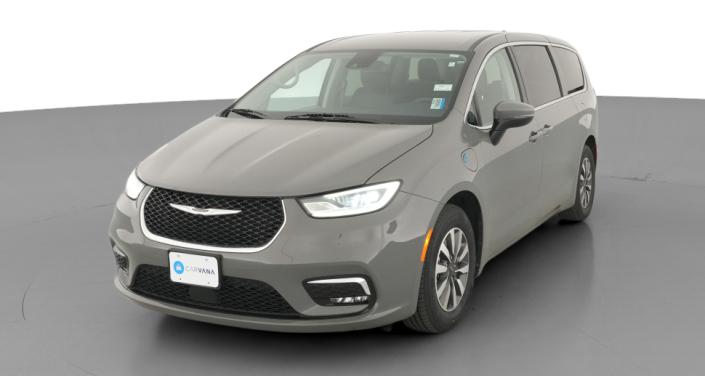 Thumbnail: 2023 Chrysler Pacifica - 1