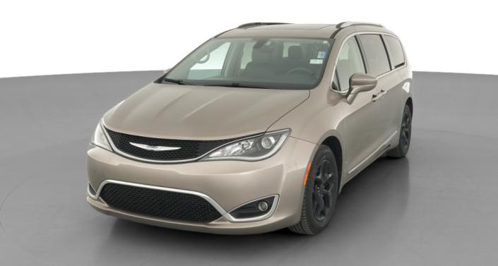 Thumbnail: 2018 Chrysler Pacifica - 1