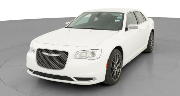 Thumbnail: 2019 Chrysler 300 - 1