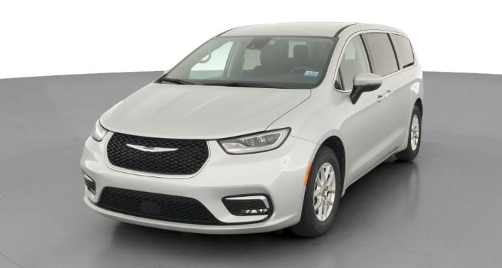 Thumbnail: 2023 Chrysler Pacifica - 1