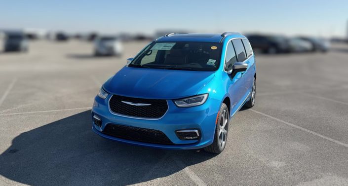 Thumbnail: 2026 Chrysler Pacifica - 1