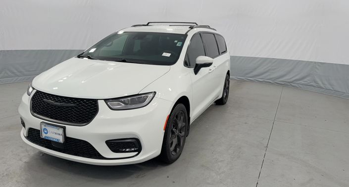 Thumbnail: 2023 Chrysler Pacifica - 1