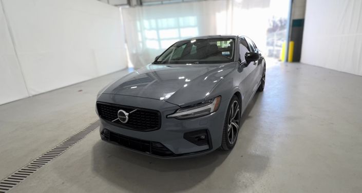 Thumbnail: 2023 Volvo S60 - 1