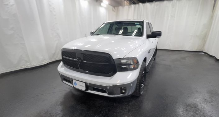 Thumbnail: 2019 RAM 1500 Classic - 1
