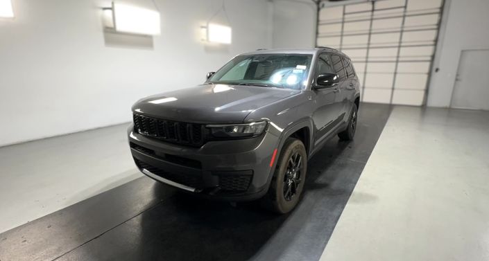 Thumbnail: 2024 Jeep Grand Cherokee L - 1