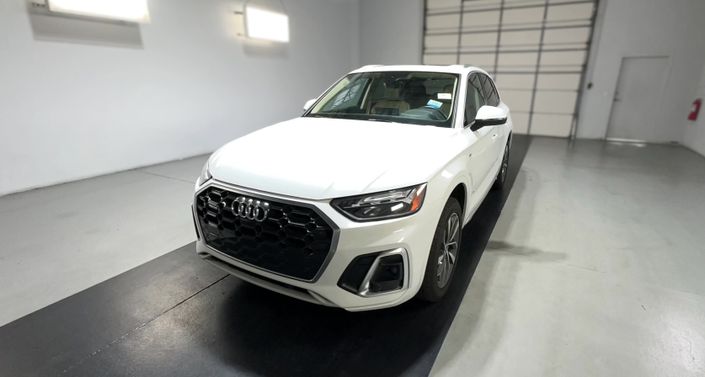 Thumbnail: 2023 Audi Q5 - 1