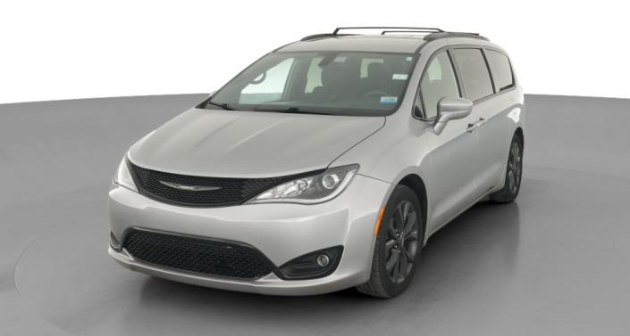 Thumbnail: 2019 Chrysler Pacifica - 1
