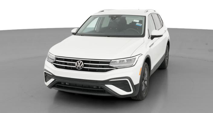 Thumbnail: 2023 Volkswagen Tiguan - 1
