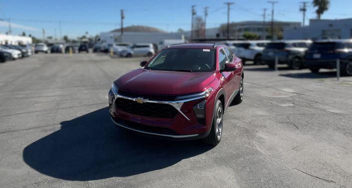 Thumbnail: 2025 Chevrolet Trax - 1