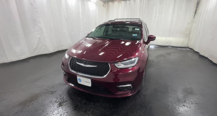 Thumbnail: 2021 Chrysler Pacifica - 1