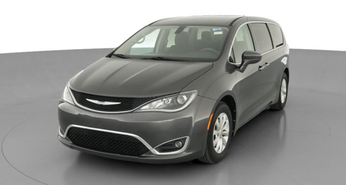 Thumbnail: 2018 Chrysler Pacifica - 1