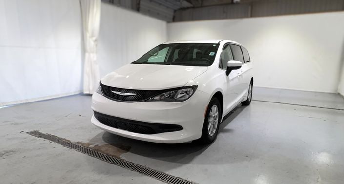 Thumbnail: 2023 Chrysler Voyager - 1