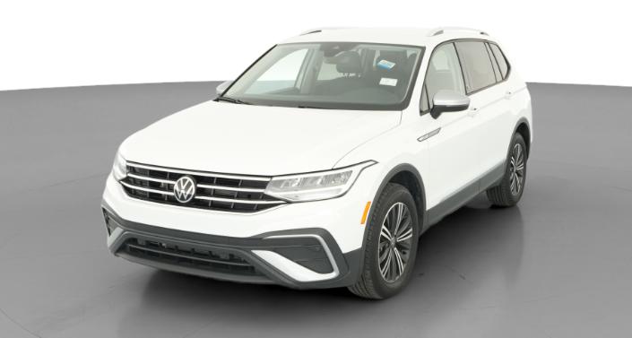 Thumbnail: 2024 Volkswagen Tiguan - 1