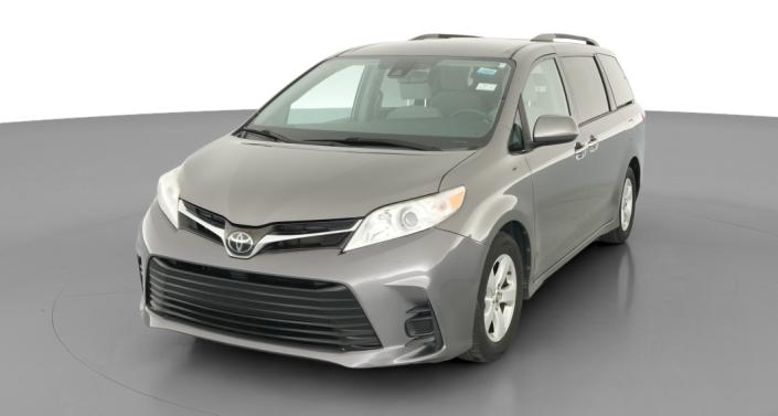 Thumbnail: 2019 Toyota Sienna - 1