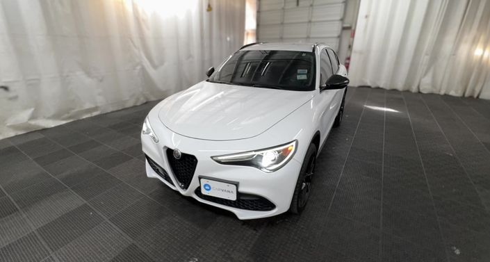 Thumbnail: 2020 Alfa Romeo Stelvio - 1