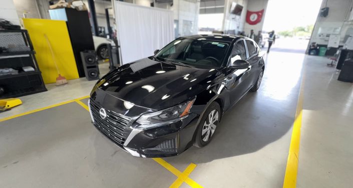 Thumbnail: 2024 Nissan Altima - 1