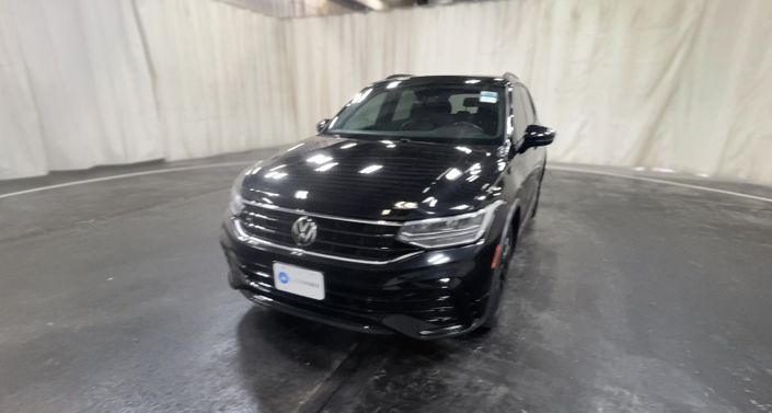 Thumbnail: 2022 Volkswagen Tiguan - 1