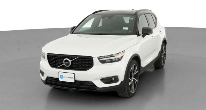 Thumbnail: 2022 Volvo XC40 - 1