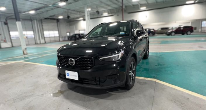 2024 Volvo XC40 B5 Core -
                  Manville, NJ