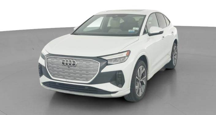 Thumbnail: 2022 Audi Q4 e-tron - 1