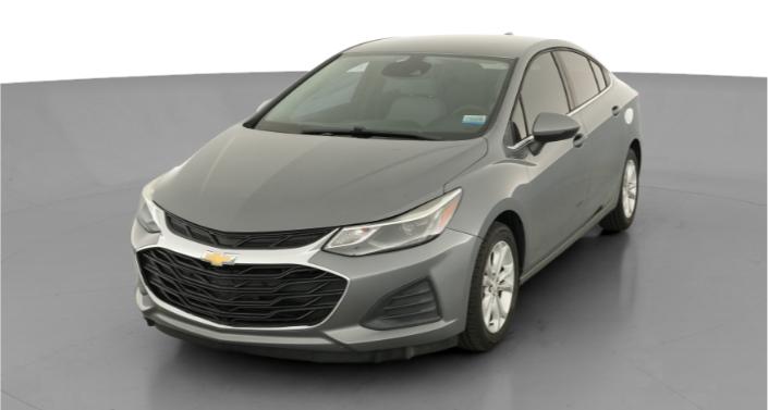 Thumbnail: 2019 Chevrolet Cruze - 1