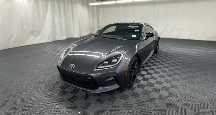 Thumbnail: 2024 Toyota GR86 - 1