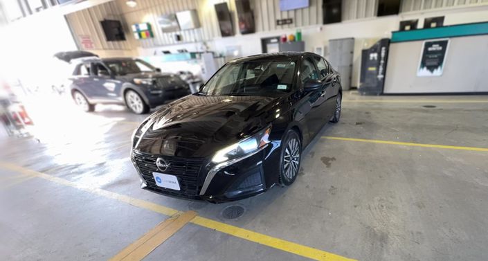 Thumbnail: 2024 Nissan Altima - 1