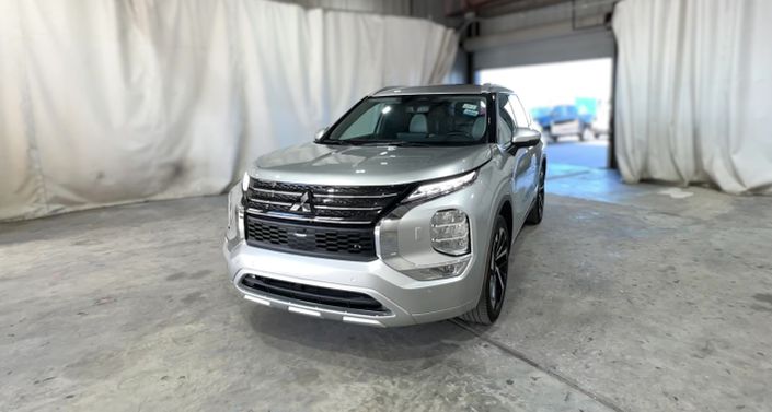 Thumbnail: 2024 Mitsubishi Outlander - 1