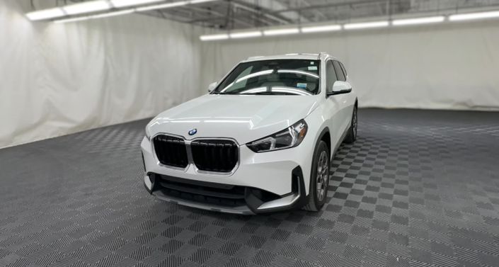 Thumbnail: 2023 BMW X1 - 1