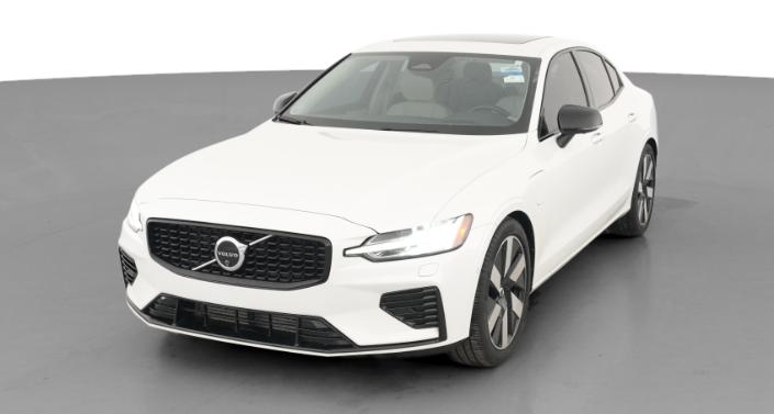 Thumbnail: 2024 Volvo S60 - 1