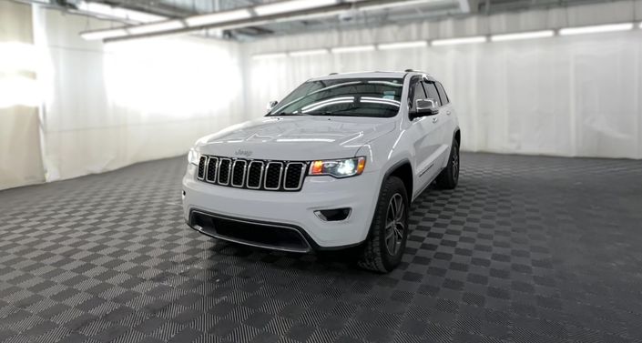 Thumbnail: 2018 Jeep Grand Cherokee - 1