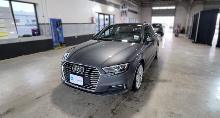 Thumbnail: 2018 Audi A3 e-tron - 1