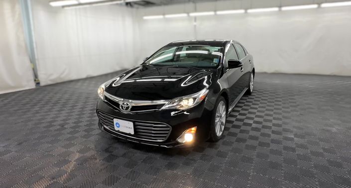 Thumbnail: 2013 Toyota Avalon - 1