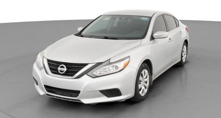Thumbnail: 2016 Nissan Altima - 1
